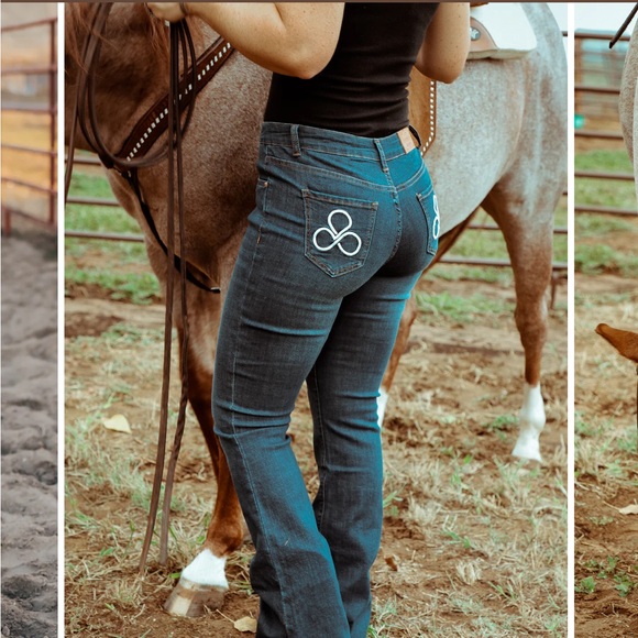 Fallon Taylor Ranch Dressin Jeans - Picture 1 of 6